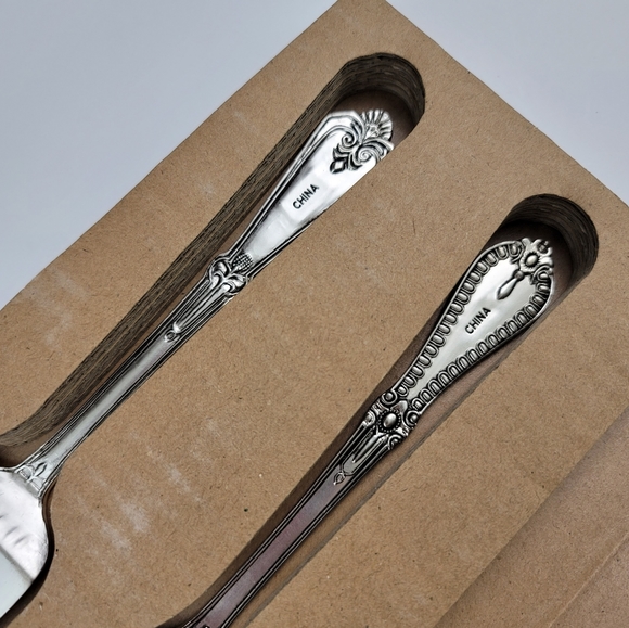 Mudpie Circa Boxed Serving Set 46300102 - Picture 6 of 14